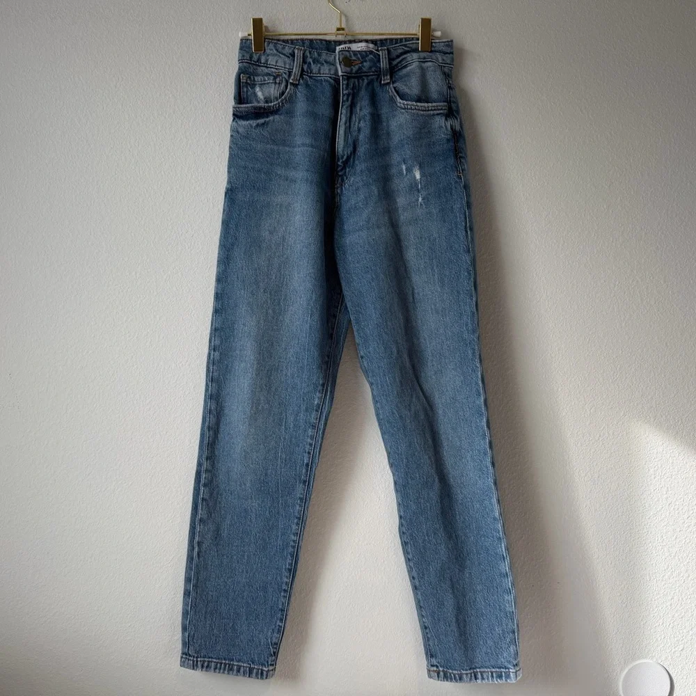Zara High Waisted Straight Fit Blue Jeans - Picture 3 of 7